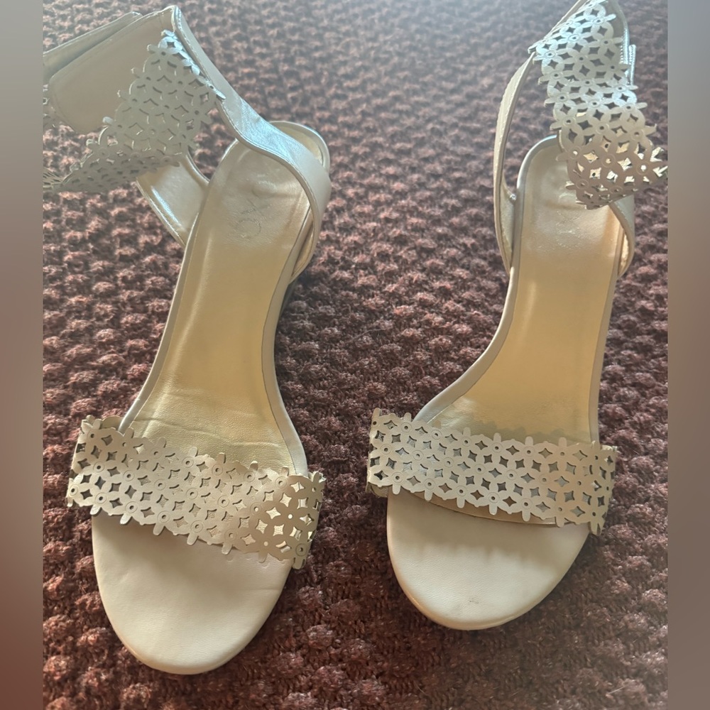Small wedge